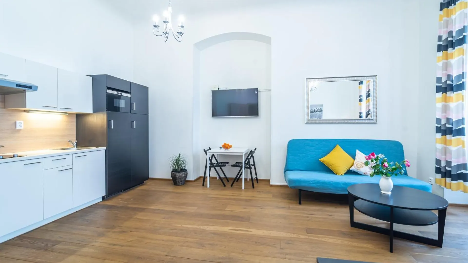 Royal Road Residence II Praga Appartamento