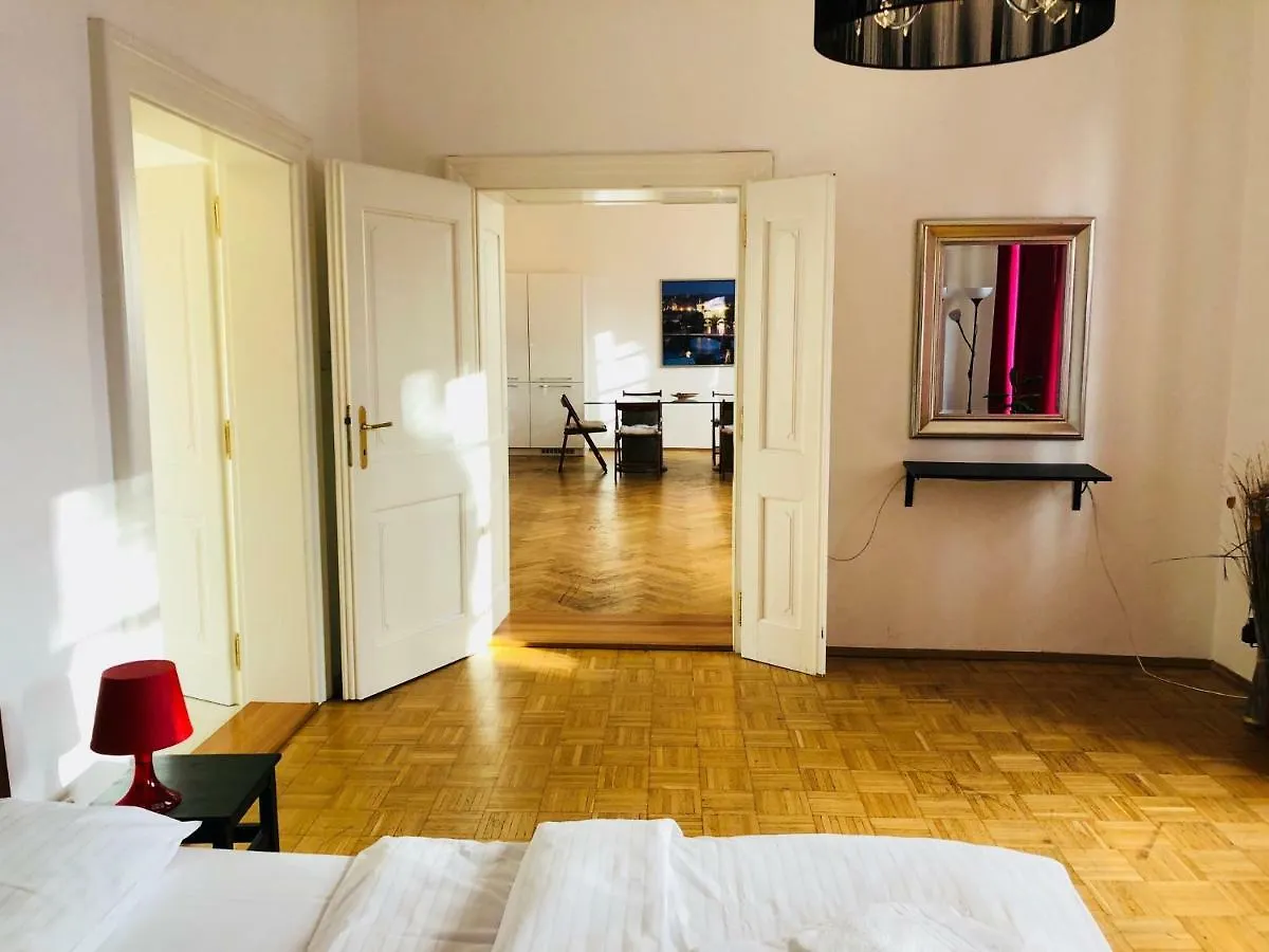 Appartamento Royal Road Residence II Praga Repubblica Ceca